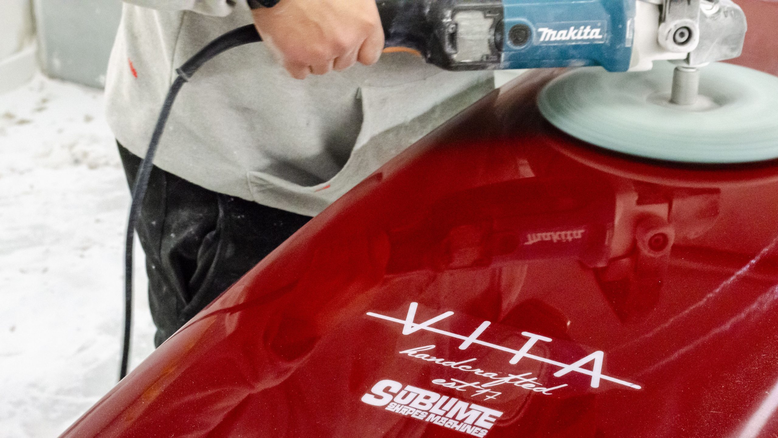 VSurf pulir tabla surf scaled e1763015932700